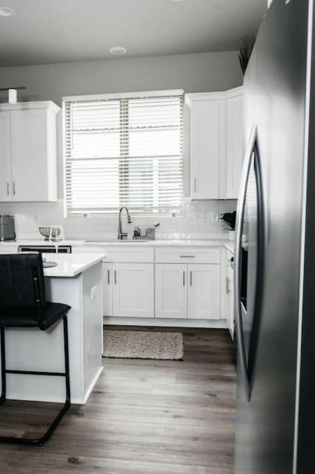 New Luxury Townhome Youngsville Esterno foto